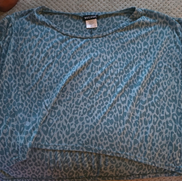 Wet seal tummy tank - Picture 1 of 1